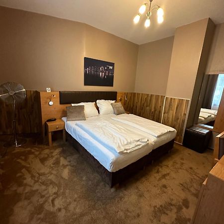 Hotel Expo Frankfurt City Centre Frankfurt am Main Bagian luar foto